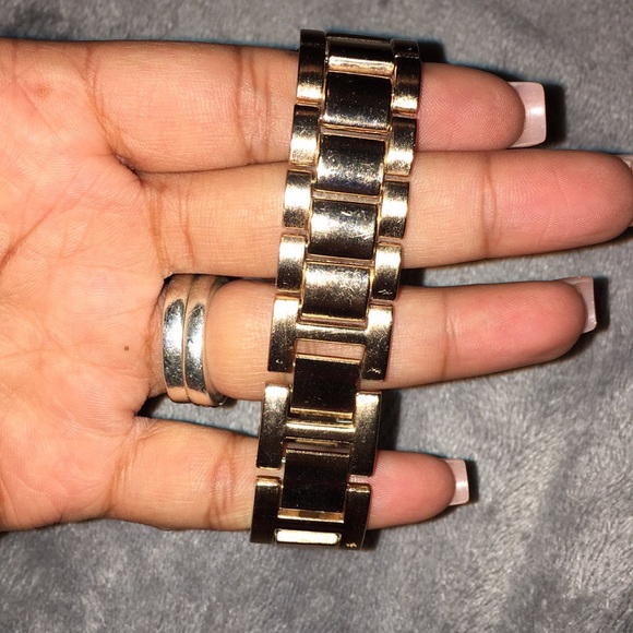 American Eagle Watch 👍 Like New - Picture 3 of 4